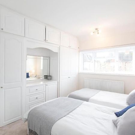 3 Bed House/Garden/Wi-Fi/Parking/Central Location Guildford Exterior foto