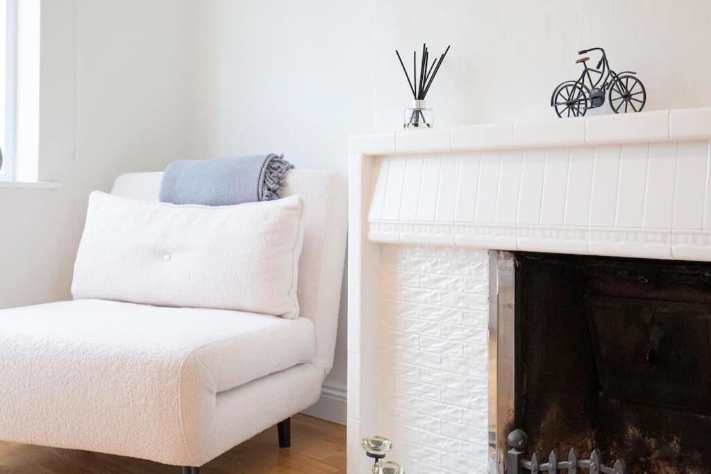 3 Bed House/Garden/Wi-Fi/Parking/Central Location Guildford Exterior foto